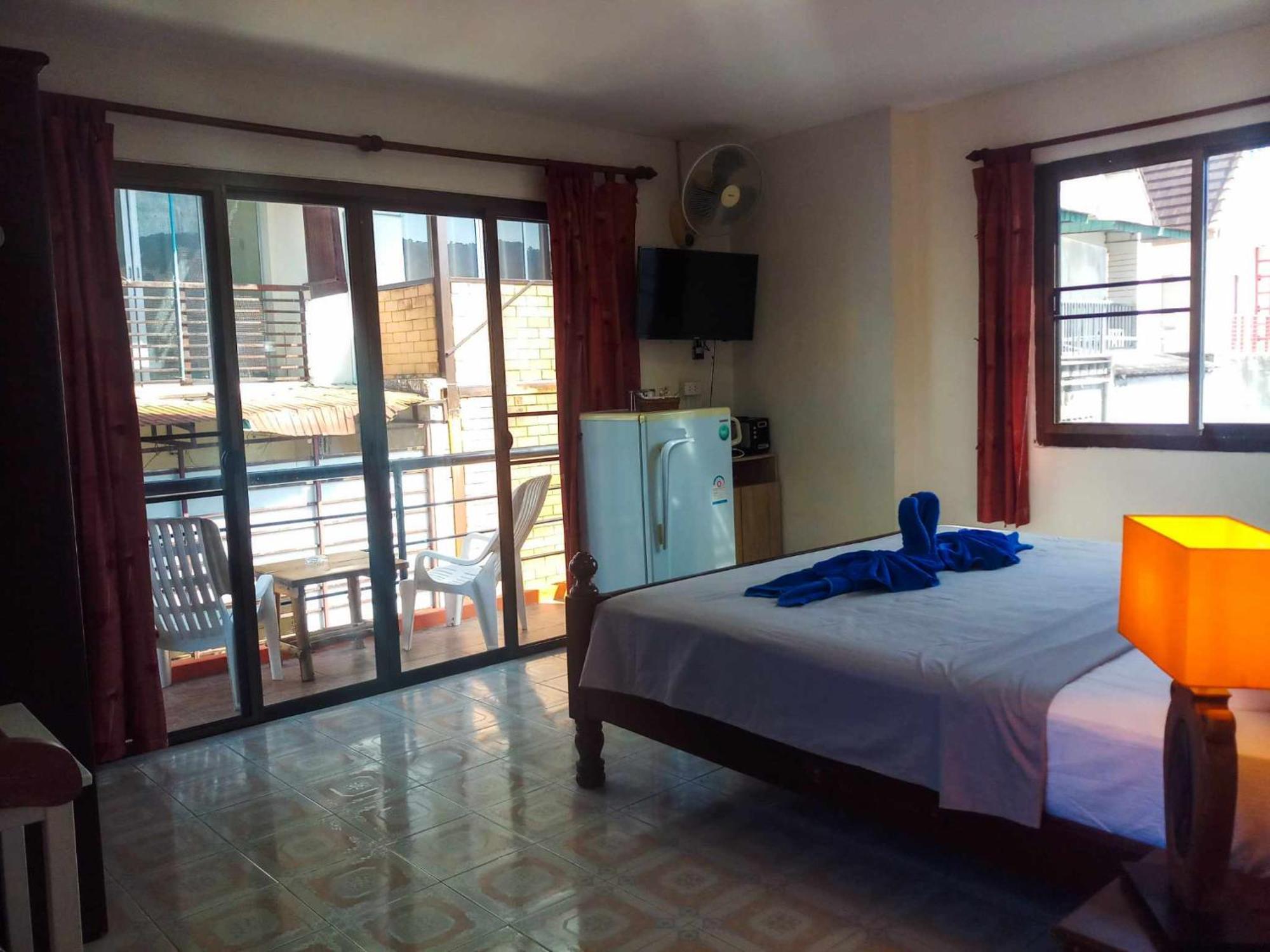 Kata Lina Guesthouse 외부 사진