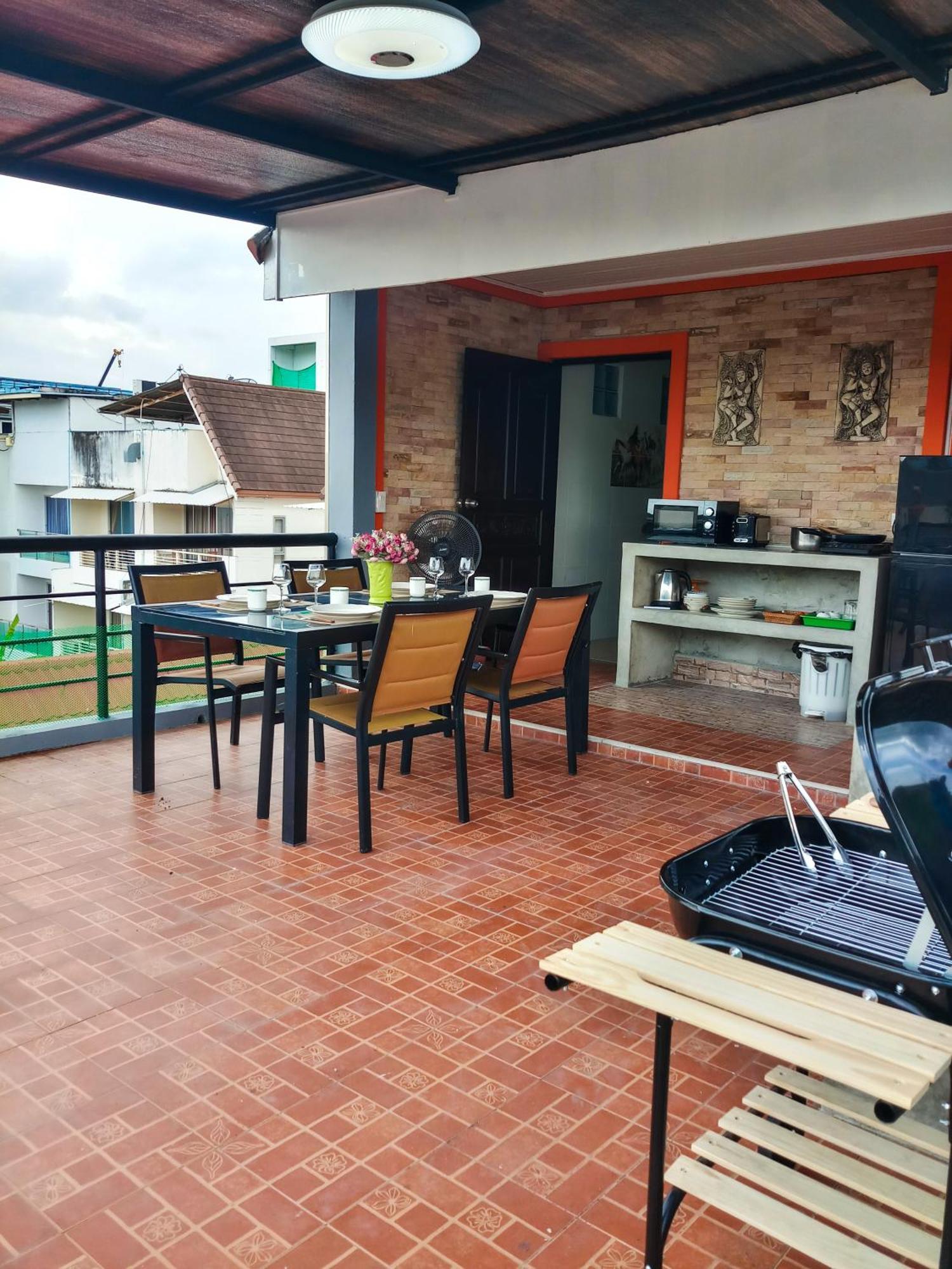 Kata Lina Guesthouse 외부 사진